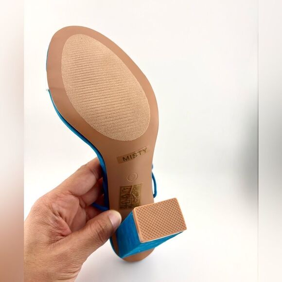 Cobalt Blue Sandals with Block Heels by So Me - NWOT - Size 9 - Picture 3 of 8